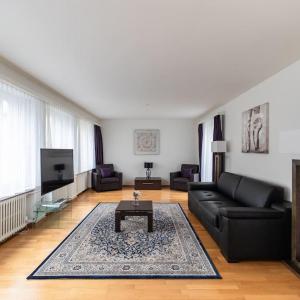 Terrific 1 BR flat city center and near lake - Dahlia 9