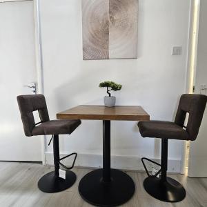 Trendy apartment in Old Street