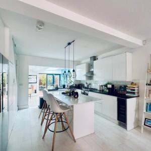 TownHouse by Notting Hill - Sleeps5 PetsOk Tv Wifi