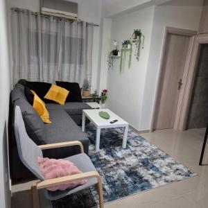 Lavender-Dalia cosy apartment center of Athens