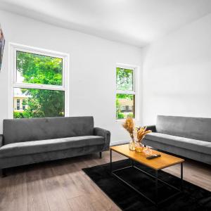 Apartment 1 Bedroom Sleeps6 Parking