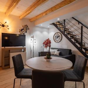 Maqueda Luxury Suite & Home