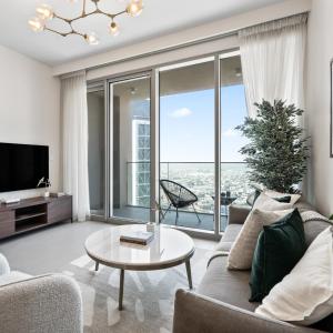 Serene Stay 2BDR In Forte Downtown