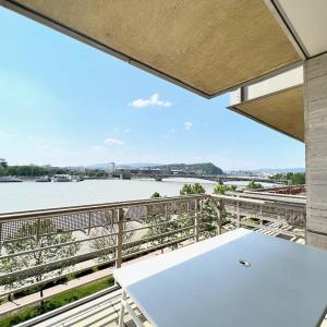 luxury apartment with a beautiful view Danubius