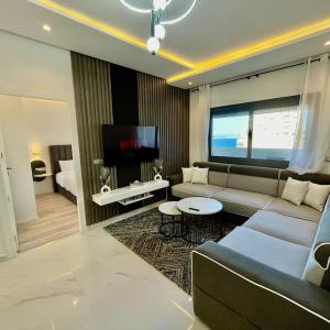 The Greystone Suite - Panoramic View