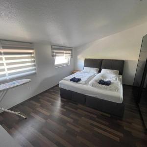 Excellentas Messe Apartment Frankfurt Room Agancy