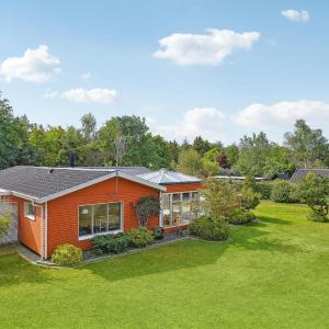 Stunning Home In Ørsted With Wifi