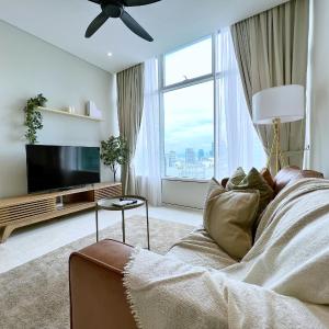 Sky Suites Charming 3BR Suite KLCC View