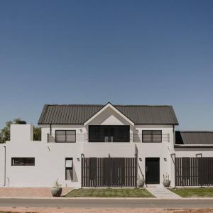 Albatross Lodge - Silwerstrand Golf and River Estate