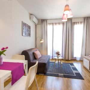 Colours Apartments Superior Studio