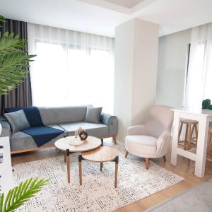 Cozy Apt With Bedroom & Office