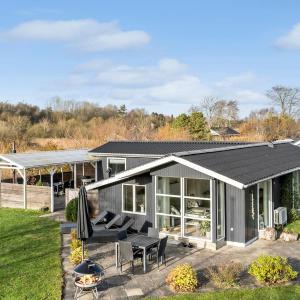 Cozy Home In Haderslev With Wifi