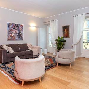 Luxurious & Spacious Flats in Duomo