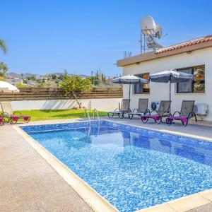 Villa Phoebe by Villa Plus