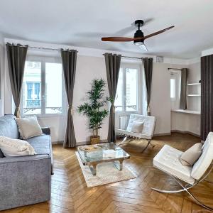 Champs Elysees - Prestige apartment with lift for 6