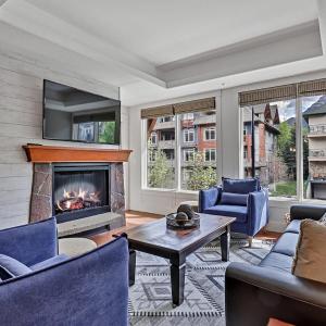 Classic Hideaway Elegant 2BD 2BTH