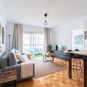 Suite By Llorente