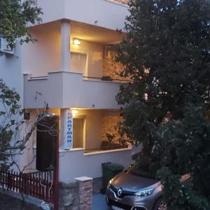 Apartments by the sea Ribarica, Karlobag - 23603