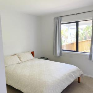 Albany House Auckland An entire independent house with Free Parking Free Wifi Free Coffee Free Tea