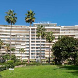 REF 1380 - Cannes Croisette - Apartment for rent