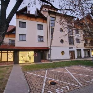 Apartment whit balcony and lake view Bratislava Checkin - Drazdiak