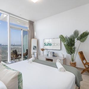 Bright and Stylish studio in JVC with skyline view