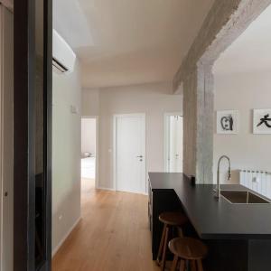 Modern Spacious Apartment on the Tevere