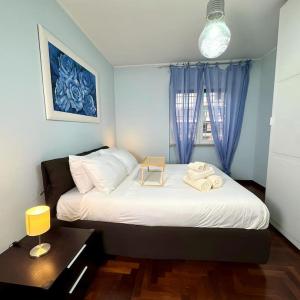 10 Min to Metro Cozy Apartment Near City Center