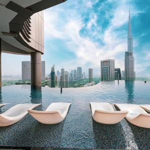 Highest Infinity Pool Burj Khalifa View