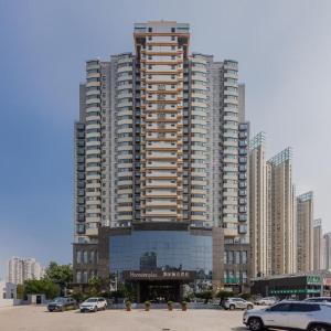 Home Inn Plus Shanghai New International Expo Center Yushan Road Yuanshen Sports