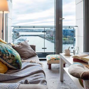 Liverpool Mersey View Stay with Free Parking