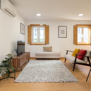 Host Wise - Elegant Home in the Heart of Porto