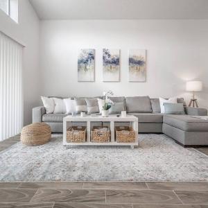 Newly Renovated 4BR 2B Riverview Oasis with King