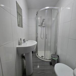 Snow hill rooms
