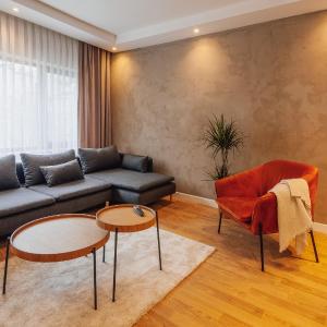 Raya Suites
