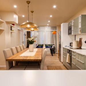 ALEXA Spacious Design Apart up to 10 persons - Parking - Superfast Wifi