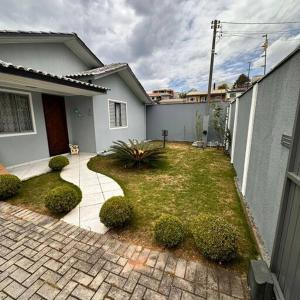 Casa em São José dos Pinhais