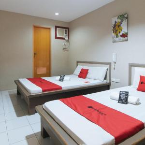 RedDoorz @ Bridgeway Hotel Tuguegarao City