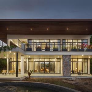SaffronStays Camelot by the Lake - 3BR villa