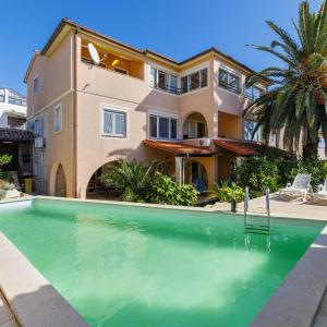 Holiday Home Sonja by Interhome
