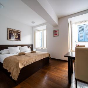 Celenga Apartments with free offsite parking