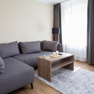 LQ - Family Suite 11-12