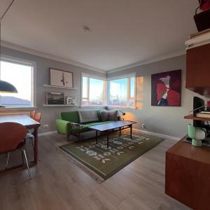 Homely flat with amazing views