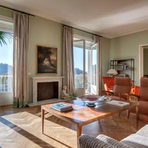 Vespucci Luxury Apartment with Amazing View by Mamo Florence