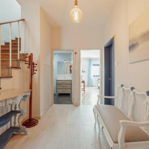 Blue Villa by Hosty