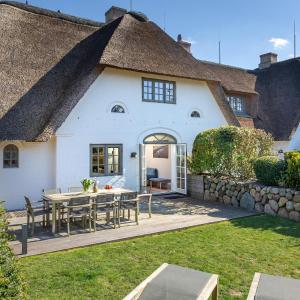 NEU Friesenhof Aenne Haus 4 - Ihr friesisches Zuhause unter Reet in Keitum Sylt