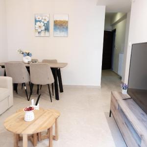 Cozy Hideaway Nearby Acropolis & Metro