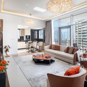 Downtown Luxury Treat - Premium Location! 2 bedroom!