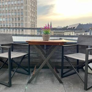 Freundliches City-Apartment mit Balkon & Skyline-Blick - Easy Stay Wuppertal