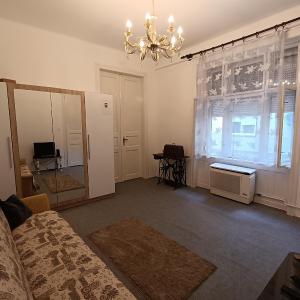 Budapest Airport Rom Apartman